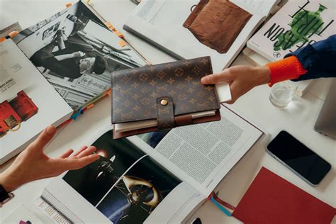 Offre d'Emploi Louis Vuitton .